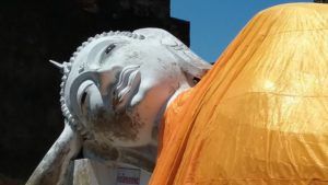 Reclining Buddha